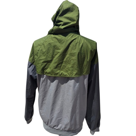 Nike NSW WINDRUNNER Olive Canvas/Dark Stucco/White Medium Windbreaker Hooded Zip - Picture 6 of 10